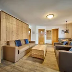 Apartment Delfi & Bike